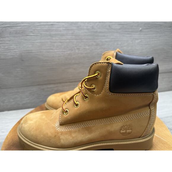 Timberland Wheat 6 Inch Classic Wheat 10960 Youth Boots Size 4.5 - Picture 2 of 8